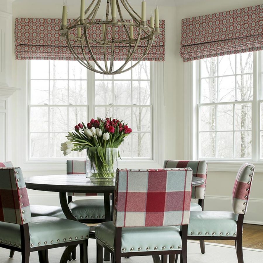 -dining-room-fabric-chairs-table-unique-chandelier-flowers