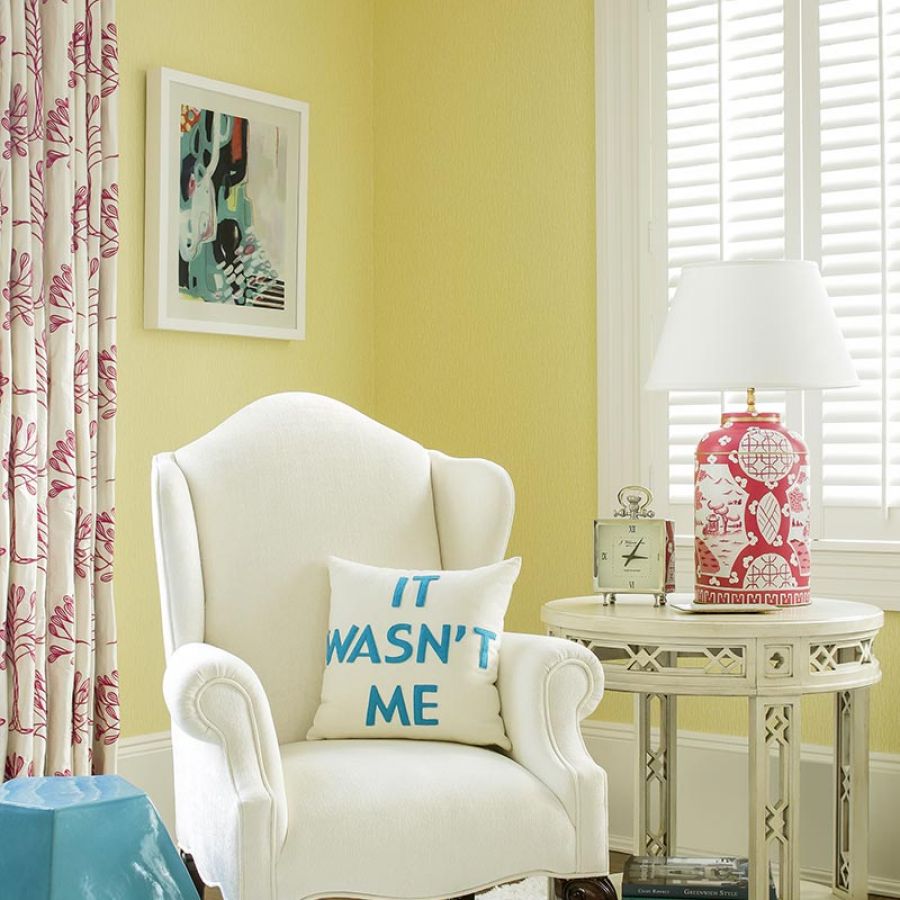 -bedroom-chair-side-table-pillow-accent-lamp